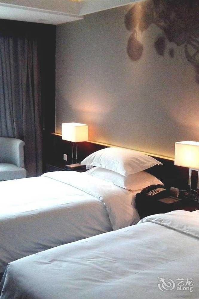 ג'וחאי Fortune Century Hotel מראה חיצוני תמונה