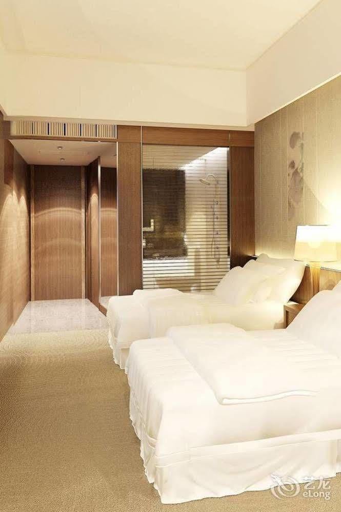 ג'וחאי Fortune Century Hotel מראה חיצוני תמונה